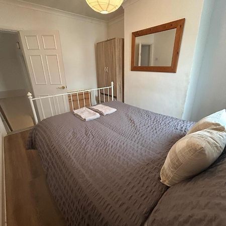 Central Cheltenham House - Sleeps 4/Pet Friendly Exteriér fotografie