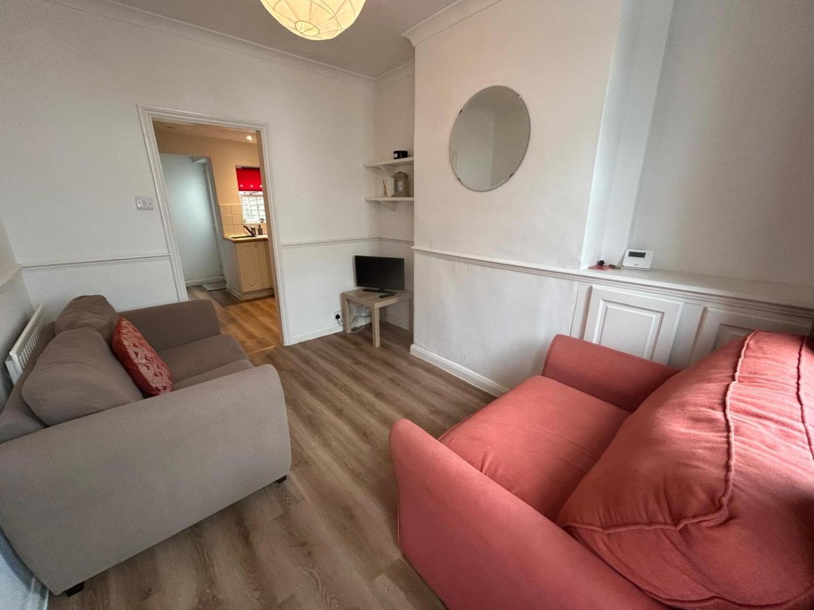 Central Cheltenham House - Sleeps 4/Pet Friendly Exteriér fotografie